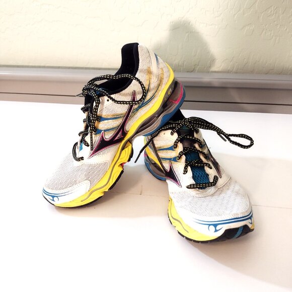 Mizuno Wave Creation 14 Running Shoes  U.S. size 6 womens,  B width - Picture 2 of 6